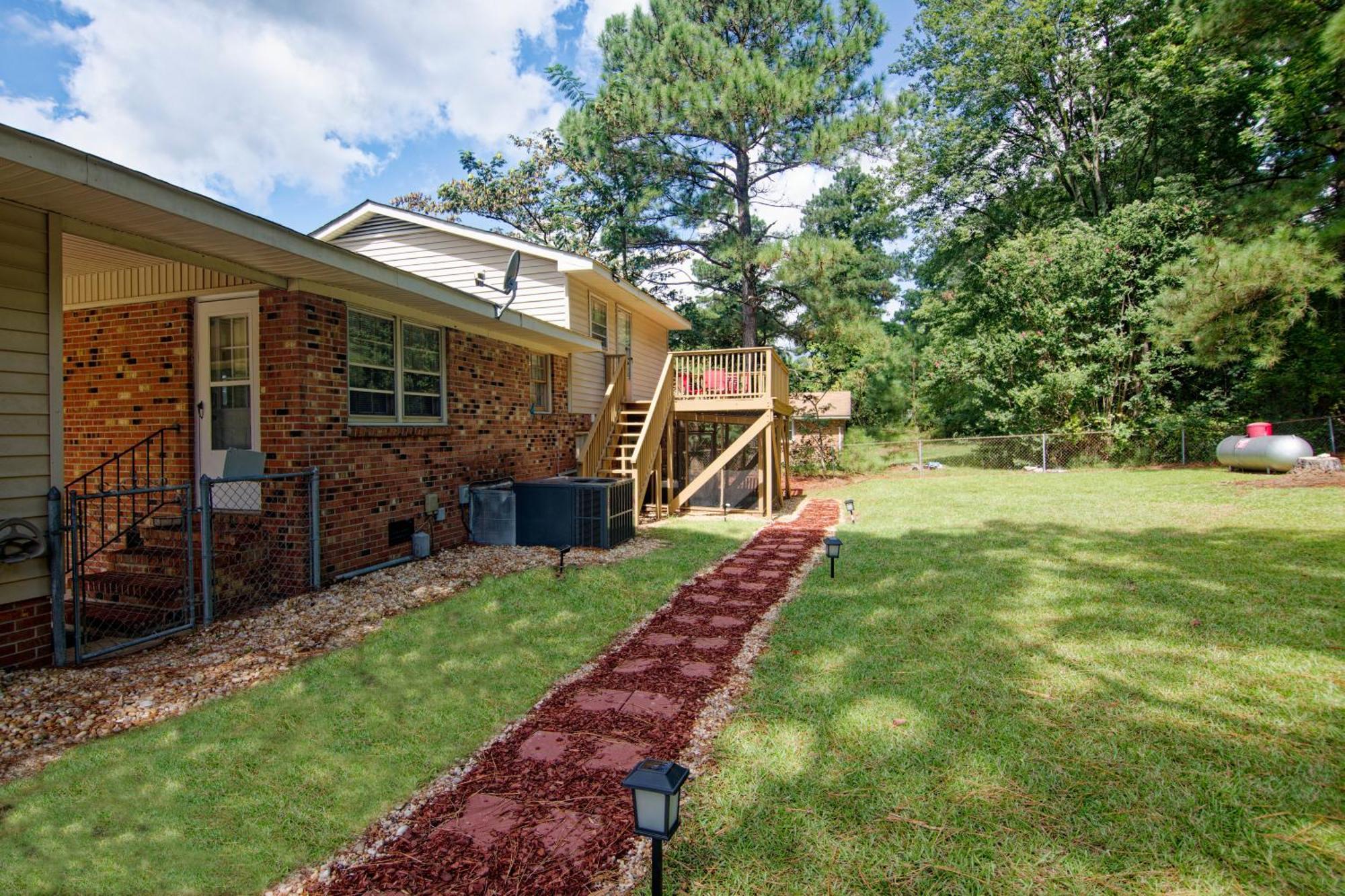 Pine Forest Zen Cottage - 10 Min To Fort Bragg Fayetteville Bagian luar foto