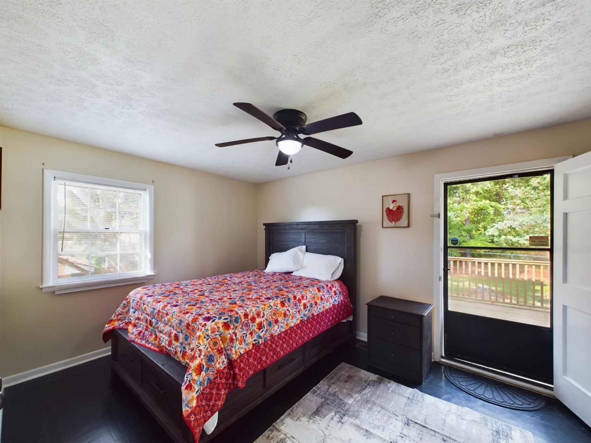 Pine Forest Zen Cottage - 10 Min To Fort Bragg Fayetteville Bagian luar foto